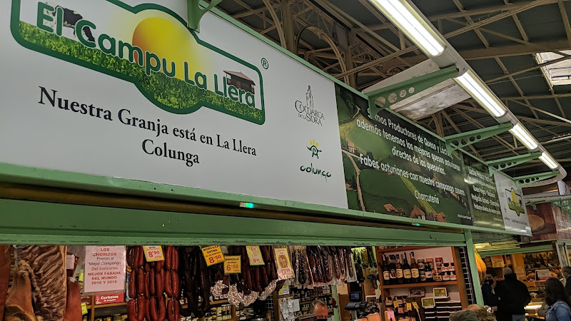 El Campu La Llera en Oviedo: Quesería