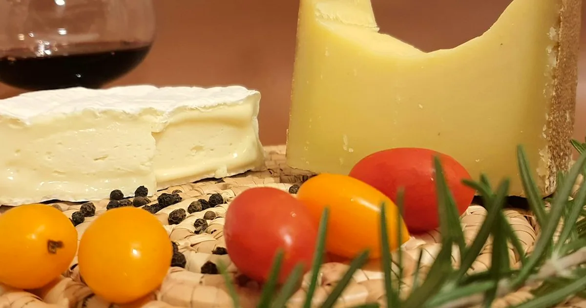 El mejor maridaje de queso a la barbacoa evita más humo