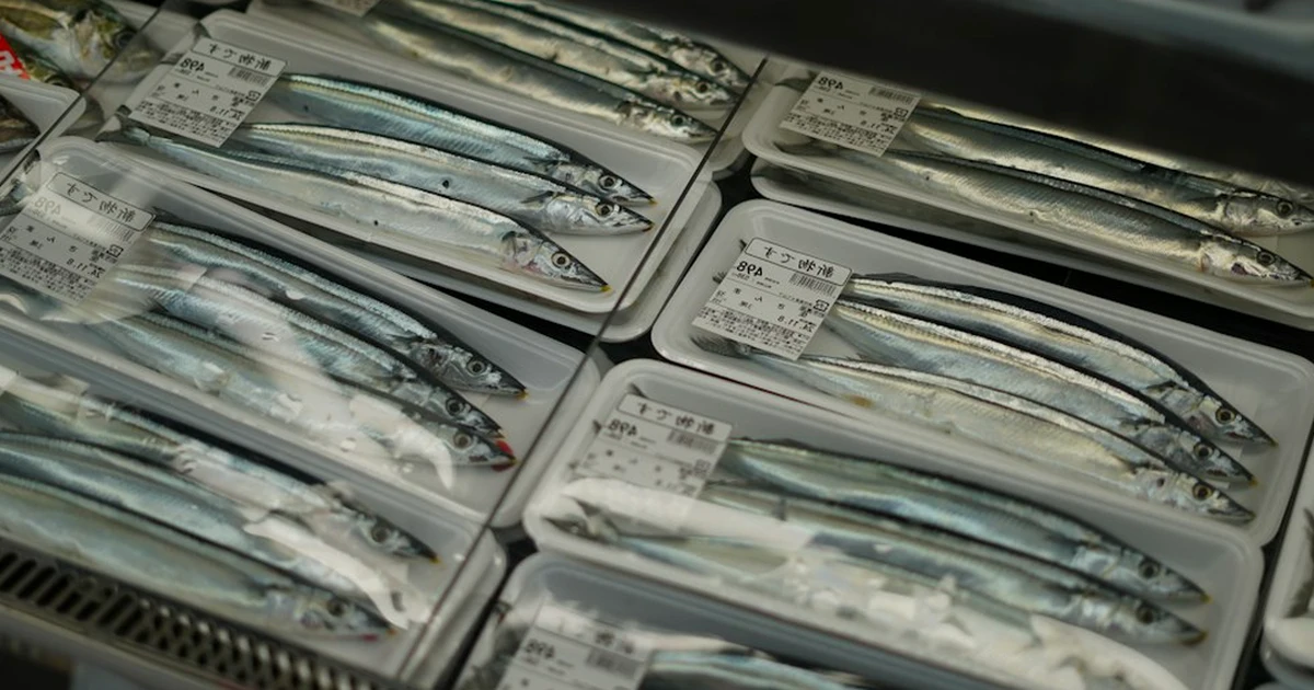 No guardes sardinas en aceite en la despensa