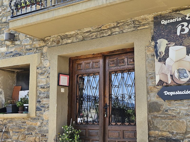 Quesería El Benasqués en Sahún: Quesería