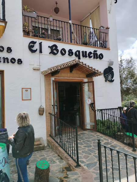 Quesos El Bosqueño en El Bosque: Quesería